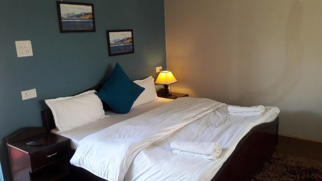 Hotel Mandalchan Лех Екстериор снимка