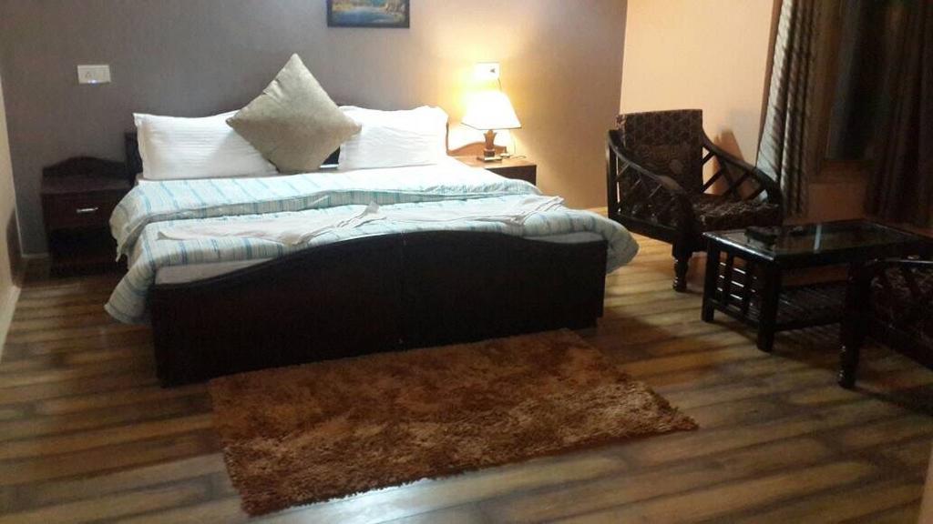Hotel Mandalchan Лех Екстериор снимка